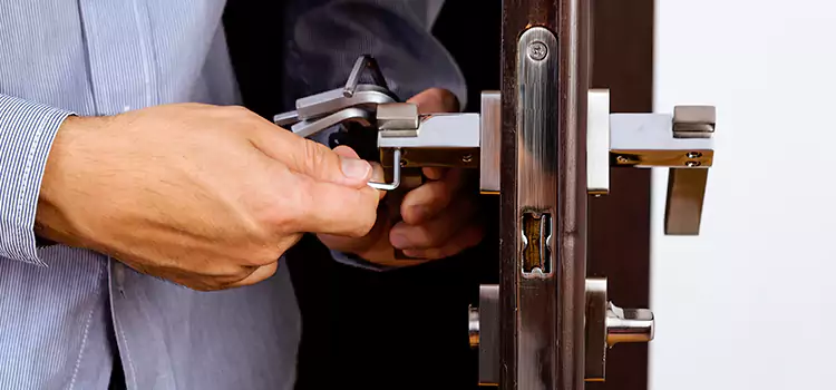 Commercial Door Lock Repair Wallingford Center